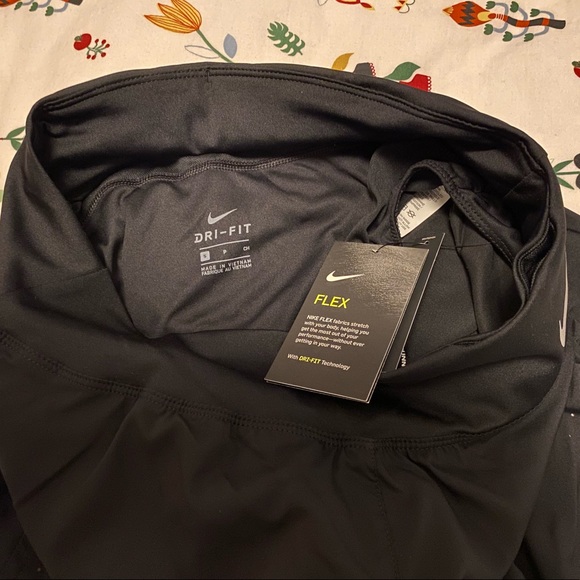 Nike NWT Flex Running Short - Picture 4 of 4